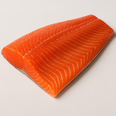Fresh wild sockeye salmon fillet rich in natural astaxanthin